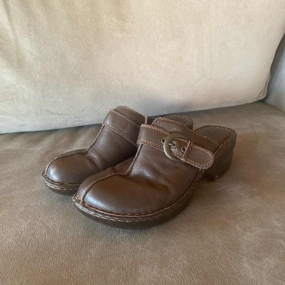 BOC Born Women’s Leather Slip On Clog Heels Size 8 (39) M W Buckle